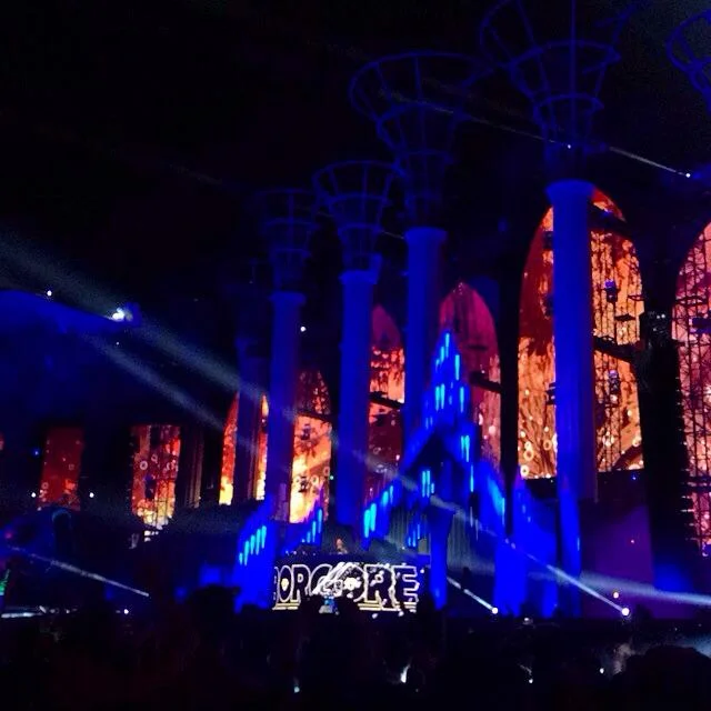 Borgore shaking Kinetic Field