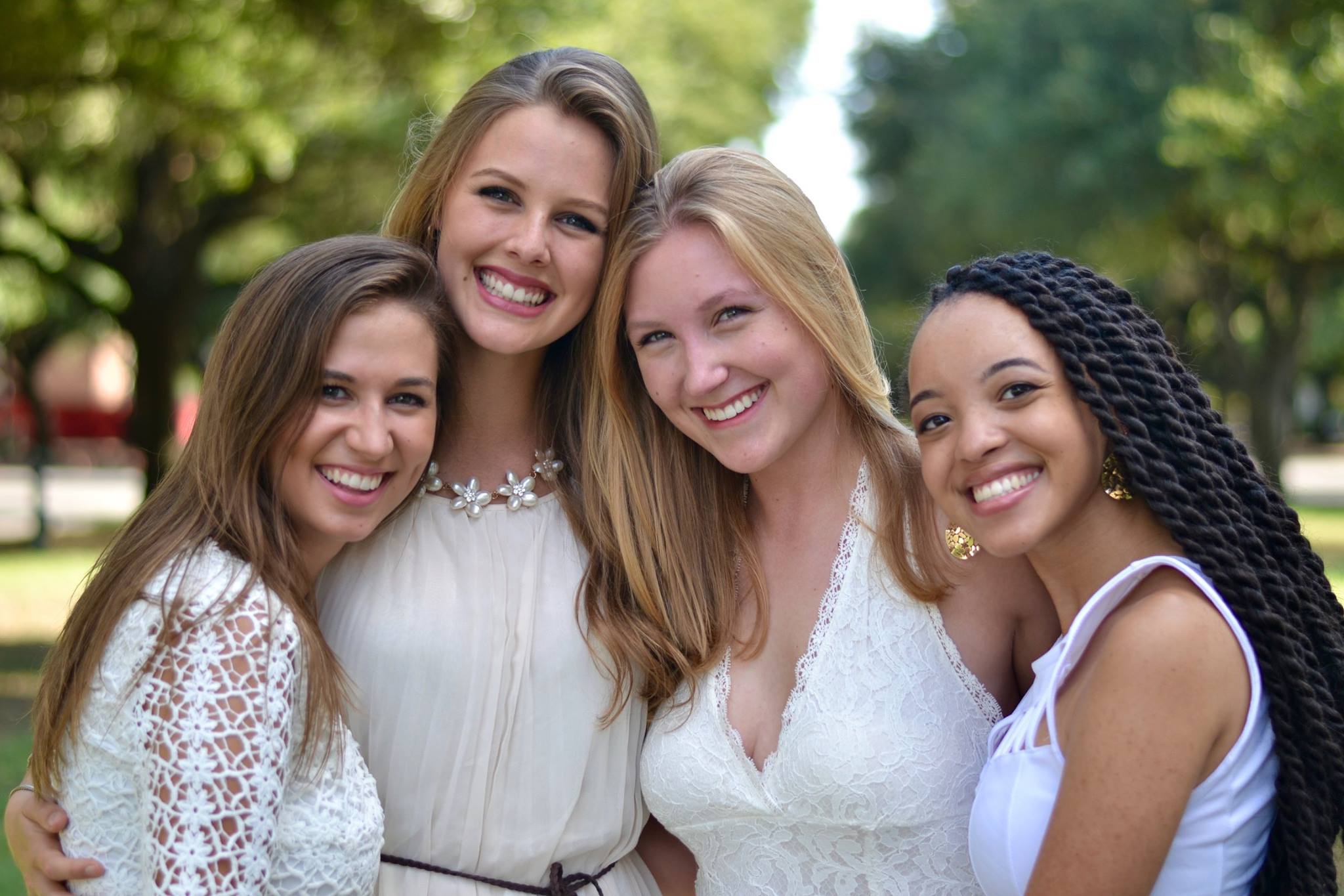 Sophomores: Amy Cooley, Amelia Eskridge, Lisa Suennen, and Raven Harding