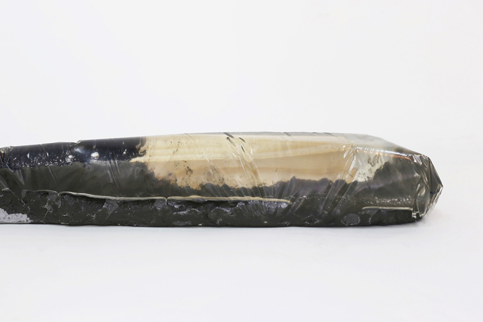MATERIAL LUST 190015-3.JPG