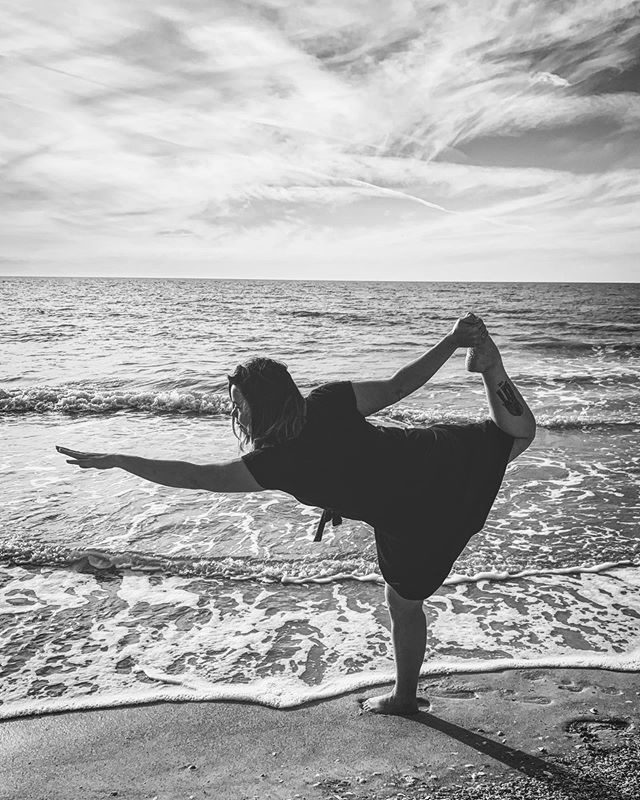 Tbt to some asanas on the beach. #yoga #dandayamanadhanurasana
