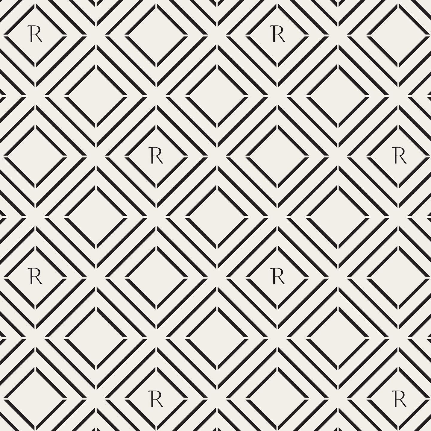 This is one of the brand patterns that was created for The Revere and its definitely one of my favorite parts of their new brand identity! Sharing more about this brand and project soon 🖤 &bull;
&bull;
&bull;
&bull;
&bull;
#womeninbusiness #logodesi