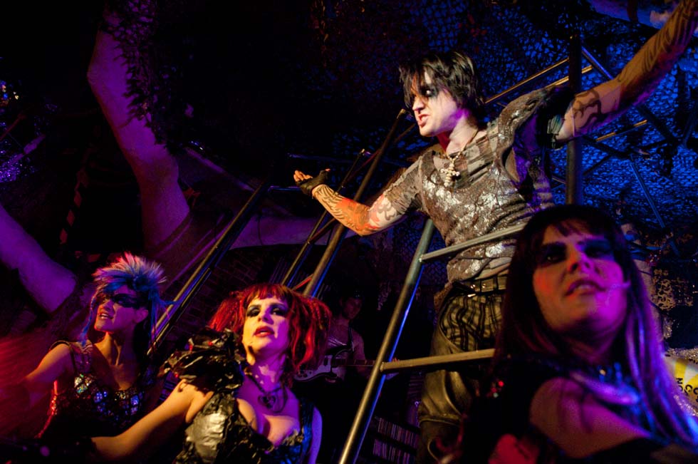 zum-schneider-nyc-2012-karneval-apocalyptika-4116.jpg