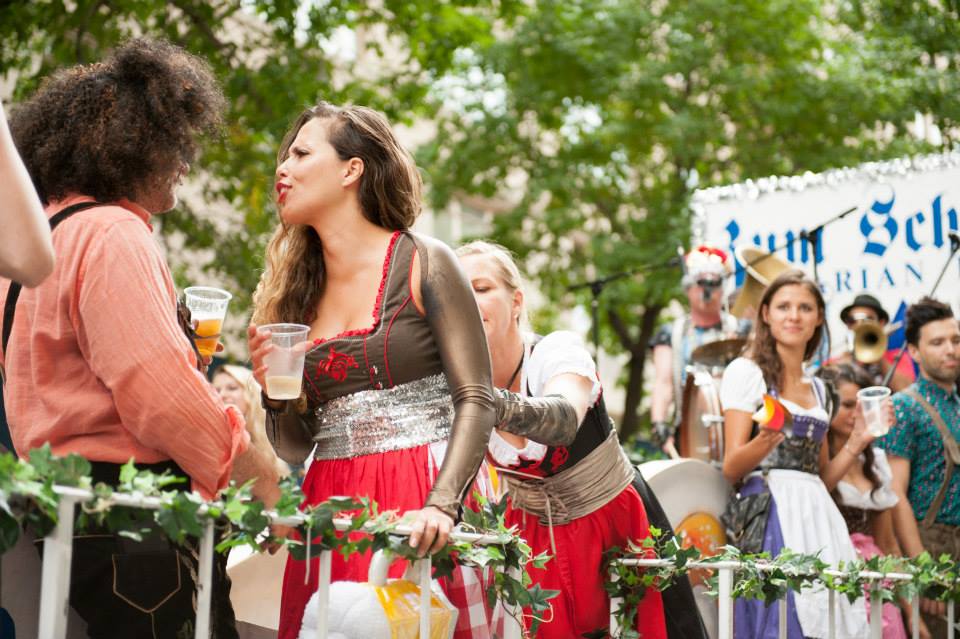 zum-schneider-nyc-2013-steuben-parade-12.jpg