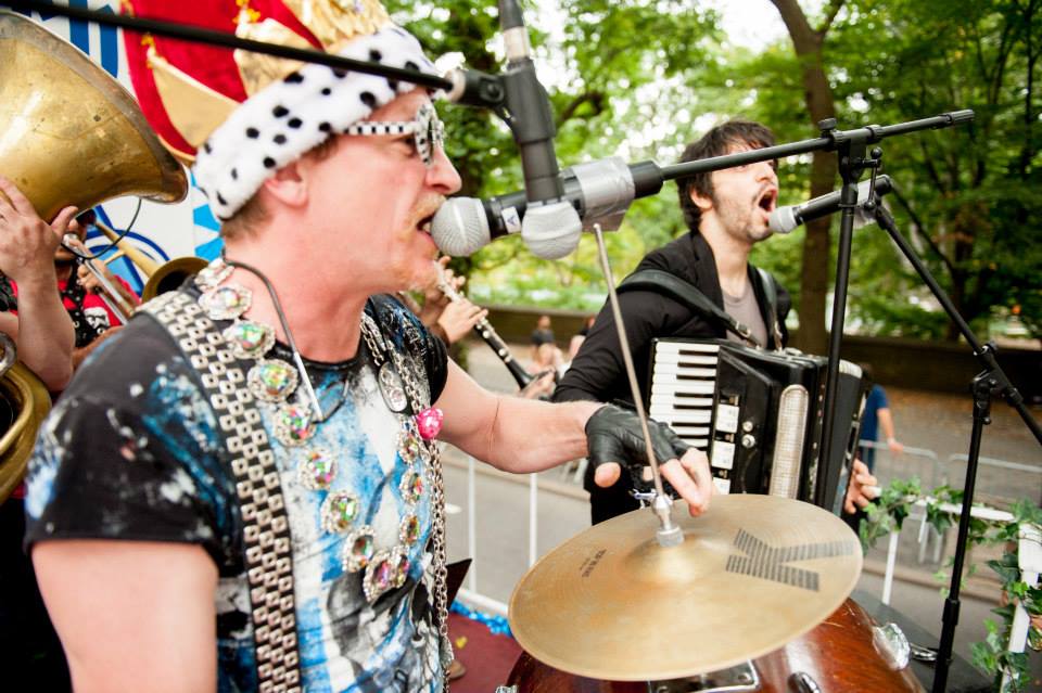 zum-schneider-nyc-2013-steuben-parade-20.jpg