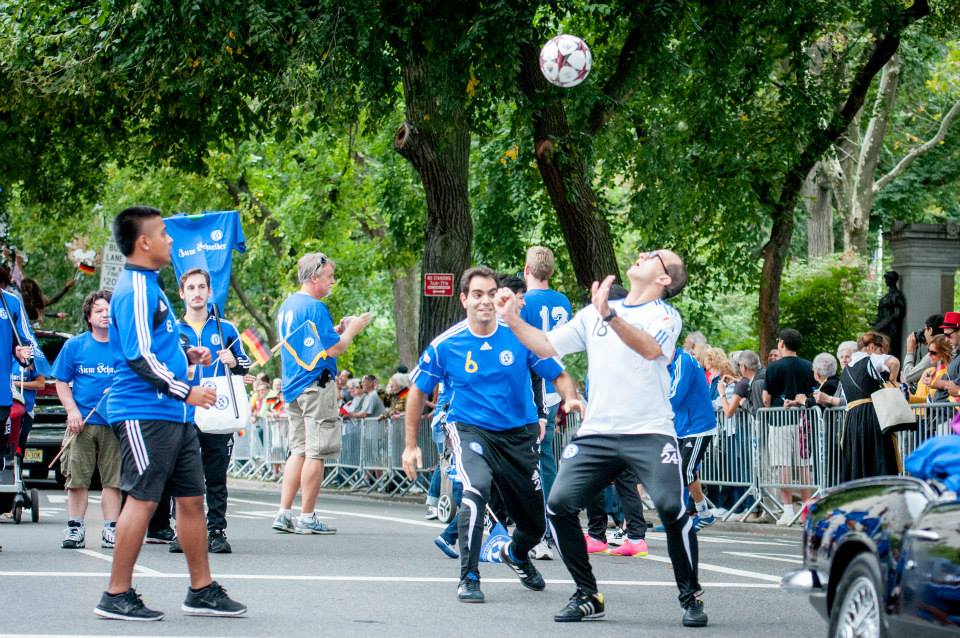 zum-schneider-nyc-2013-steuben-parade-23.jpg