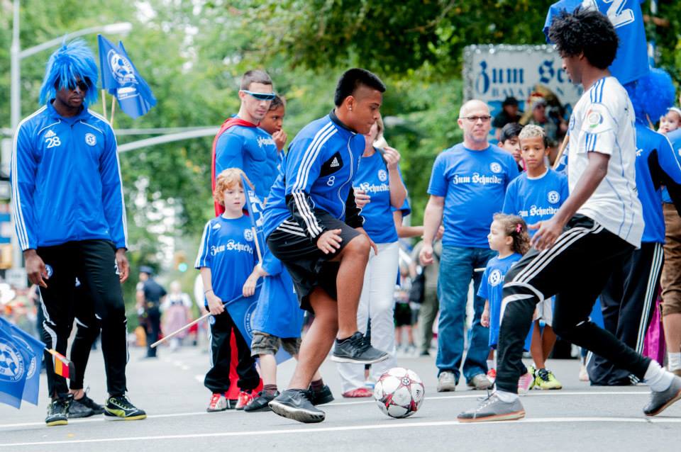 zum-schneider-nyc-2013-steuben-parade-46.jpg