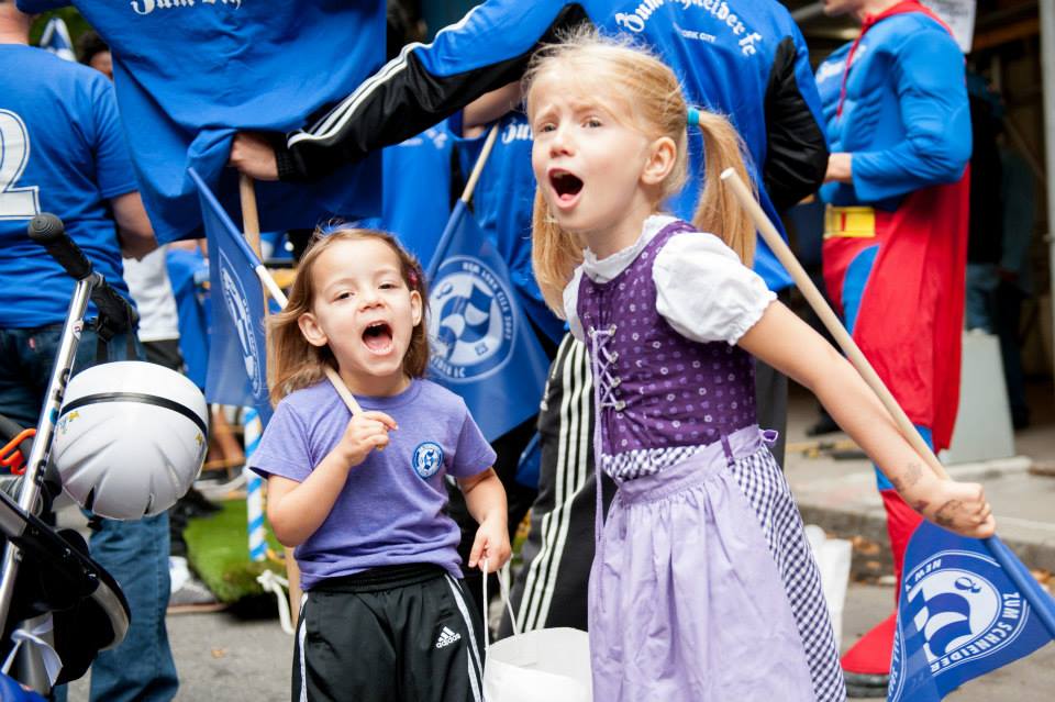 zum-schneider-nyc-2013-steuben-parade-53.jpg