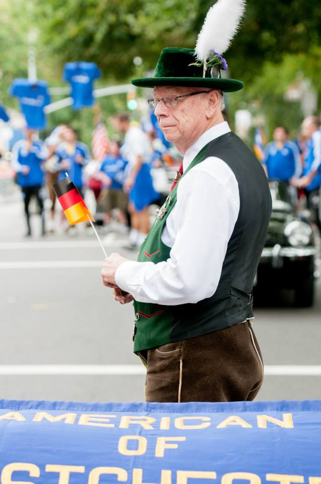 zum-schneider-nyc-2013-steuben-parade-59.jpg