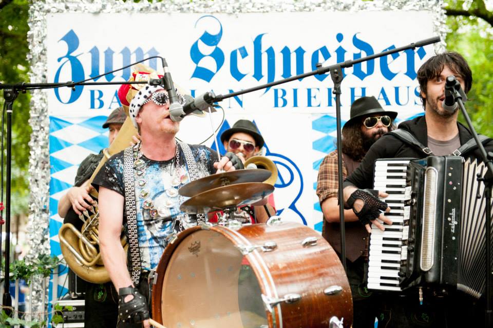 zum-schneider-nyc-2013-steuben-parade-68.jpg