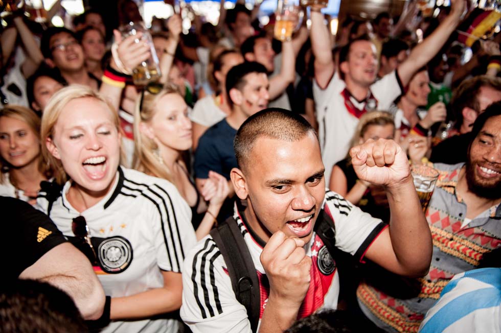 zum-schneider-nyc-2014-world-cup-germany-ghana-8166.jpg