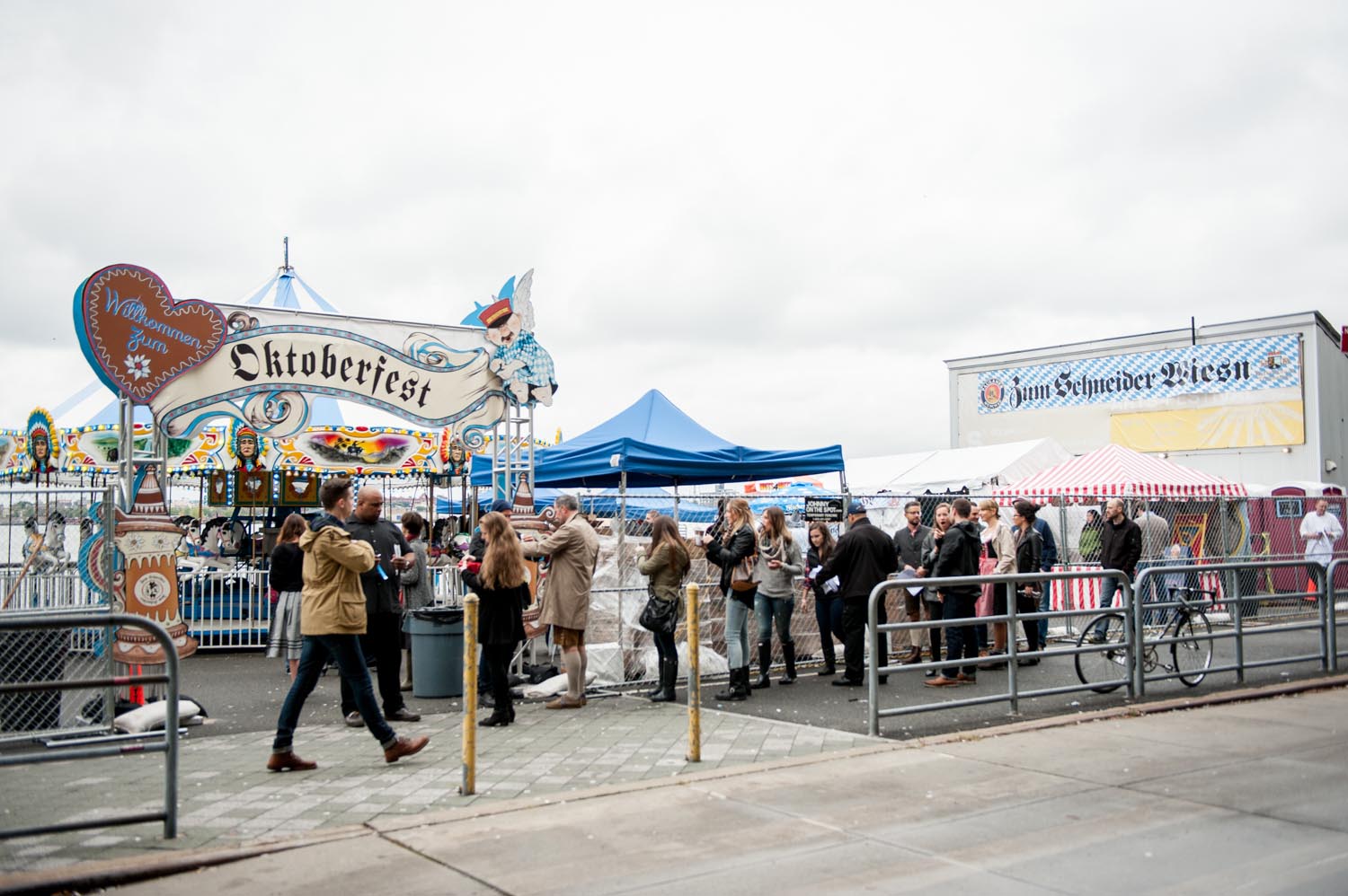 zum-schneider-nyc-2014-oktoberfest-munich-east-river-5139.jpg