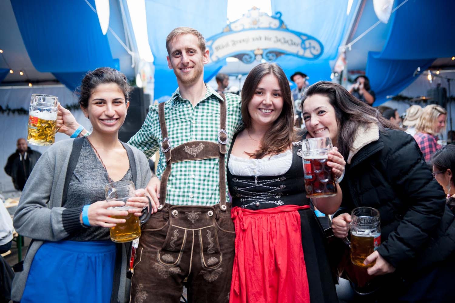 zum-schneider-nyc-2014-oktoberfest-munich-east-river-5230.jpg