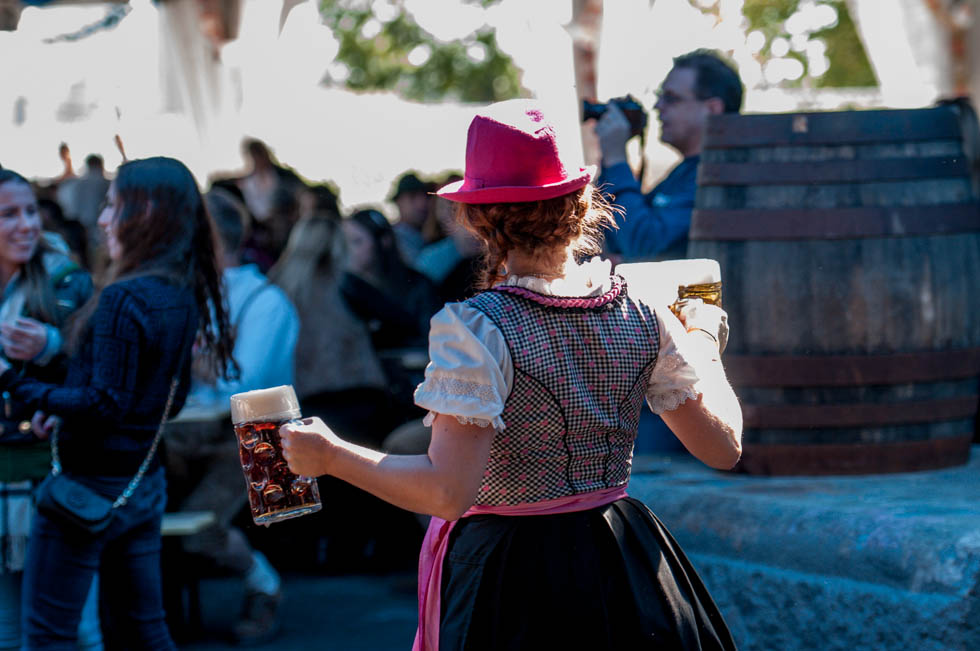 zum-schneider-nyc-2014-oktoberfest-munich-east-river-3240.jpg