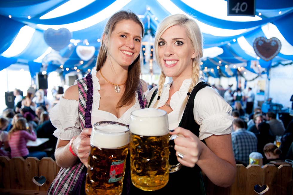 zum-schneider-nyc-2014-oktoberfest-munich-east-river-5958.jpg