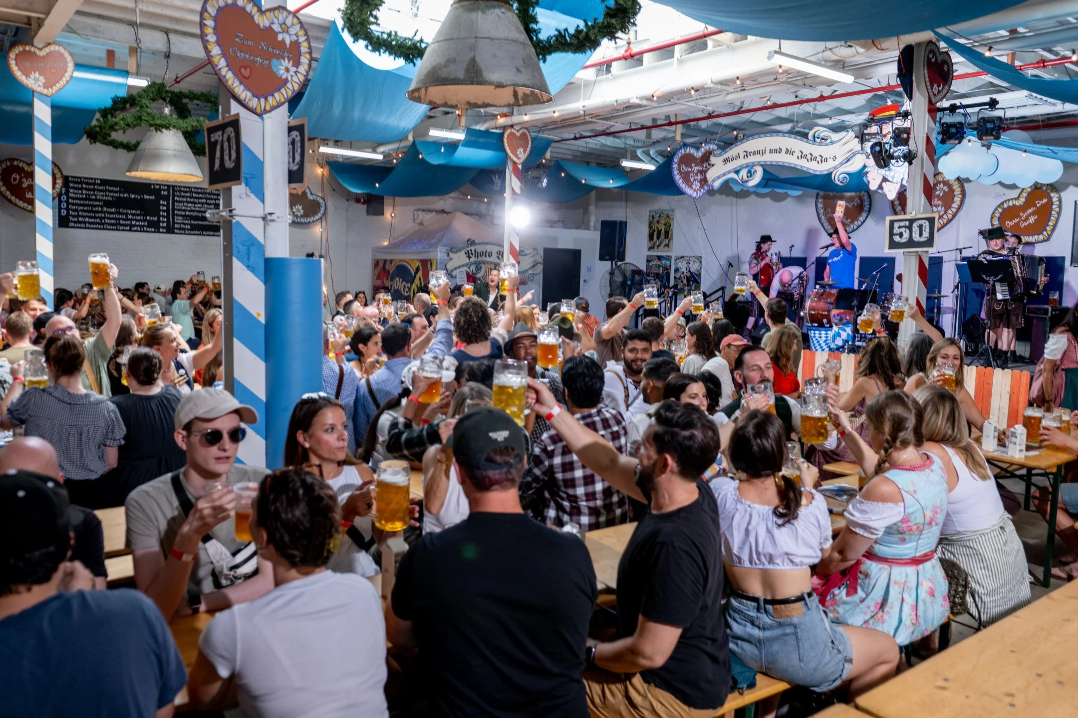 zum-schneider-oktoberfest-munich-east-river-brooklyn-new-york-nyc-7961 (2).jpg