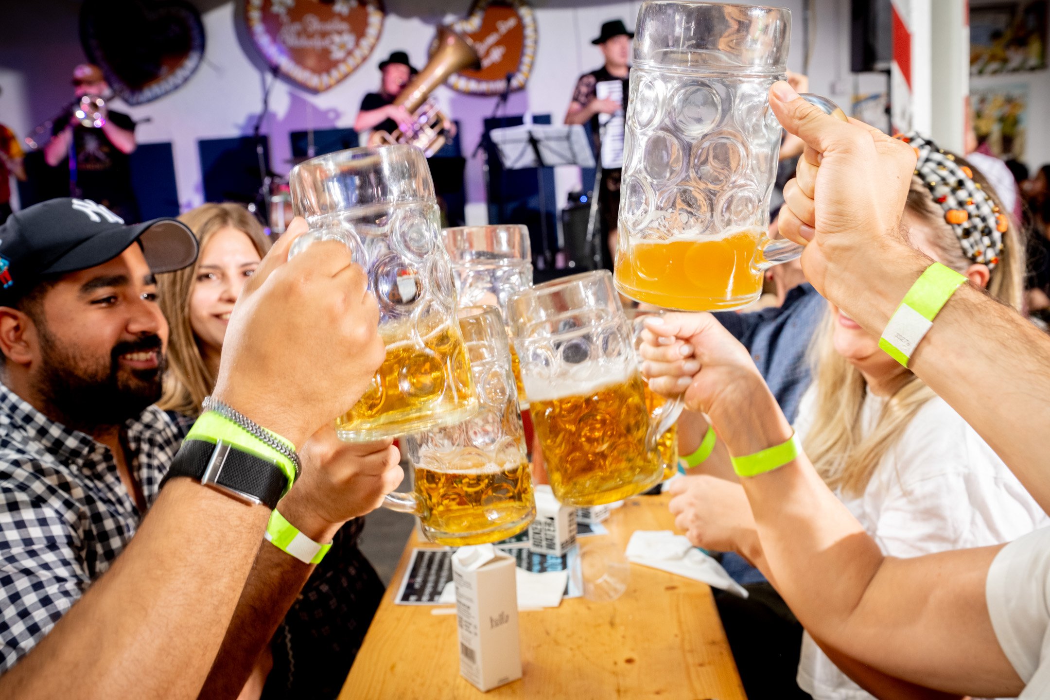 zum-schneider-oktoberfest-munich-east-river-brooklyn-new-york-nyc-9283.jpg
