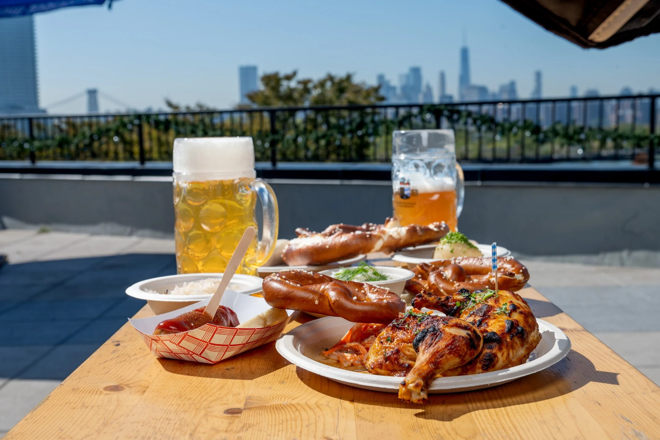 zum-schneider-oktoberfest-munich-east-river-brooklyn-new-york-nyc-9138 (3).jpg