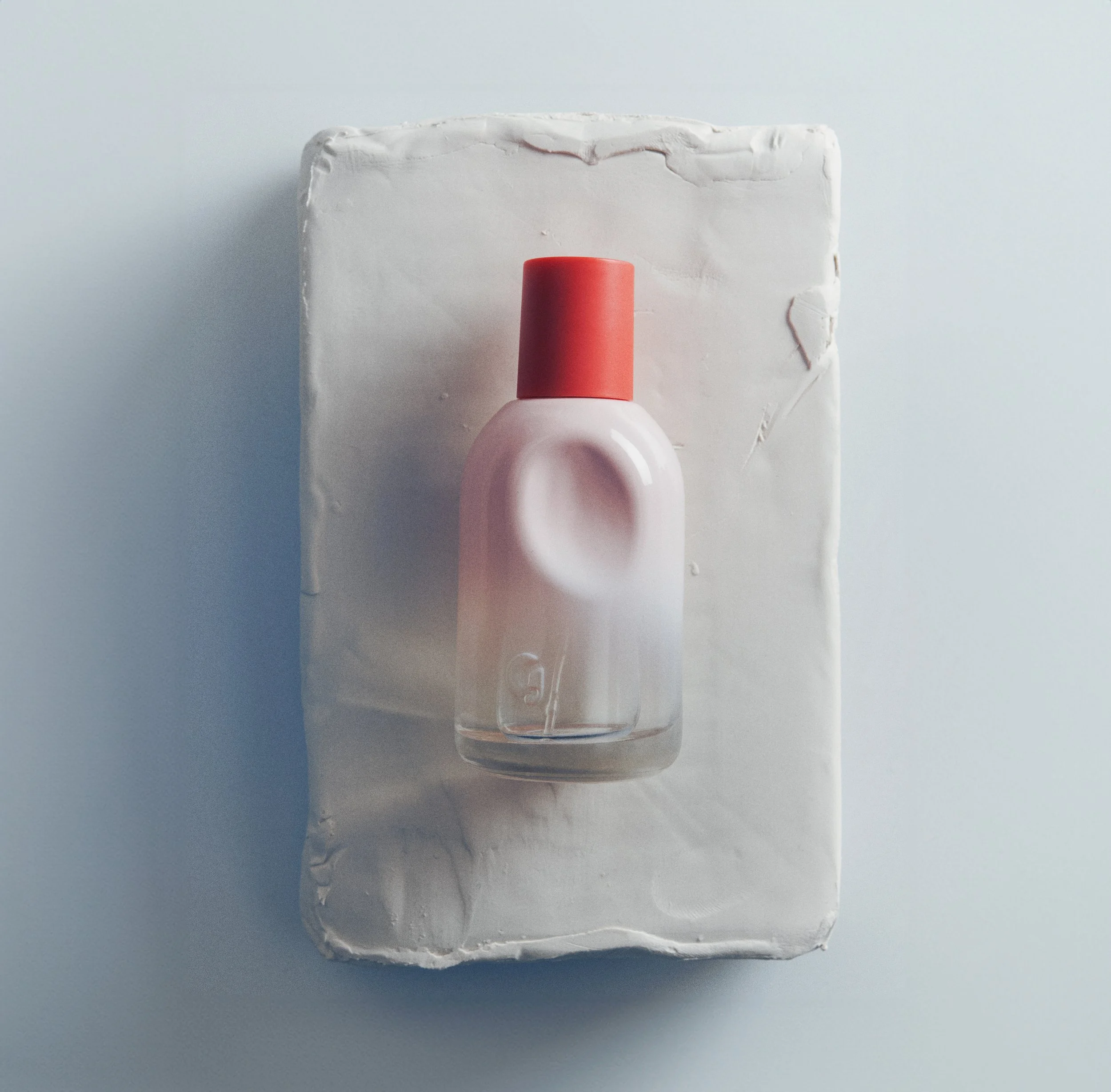 GL-GlossierYou-2024-You-Impressions-029_sRGB_F1 - extend BG.jpg