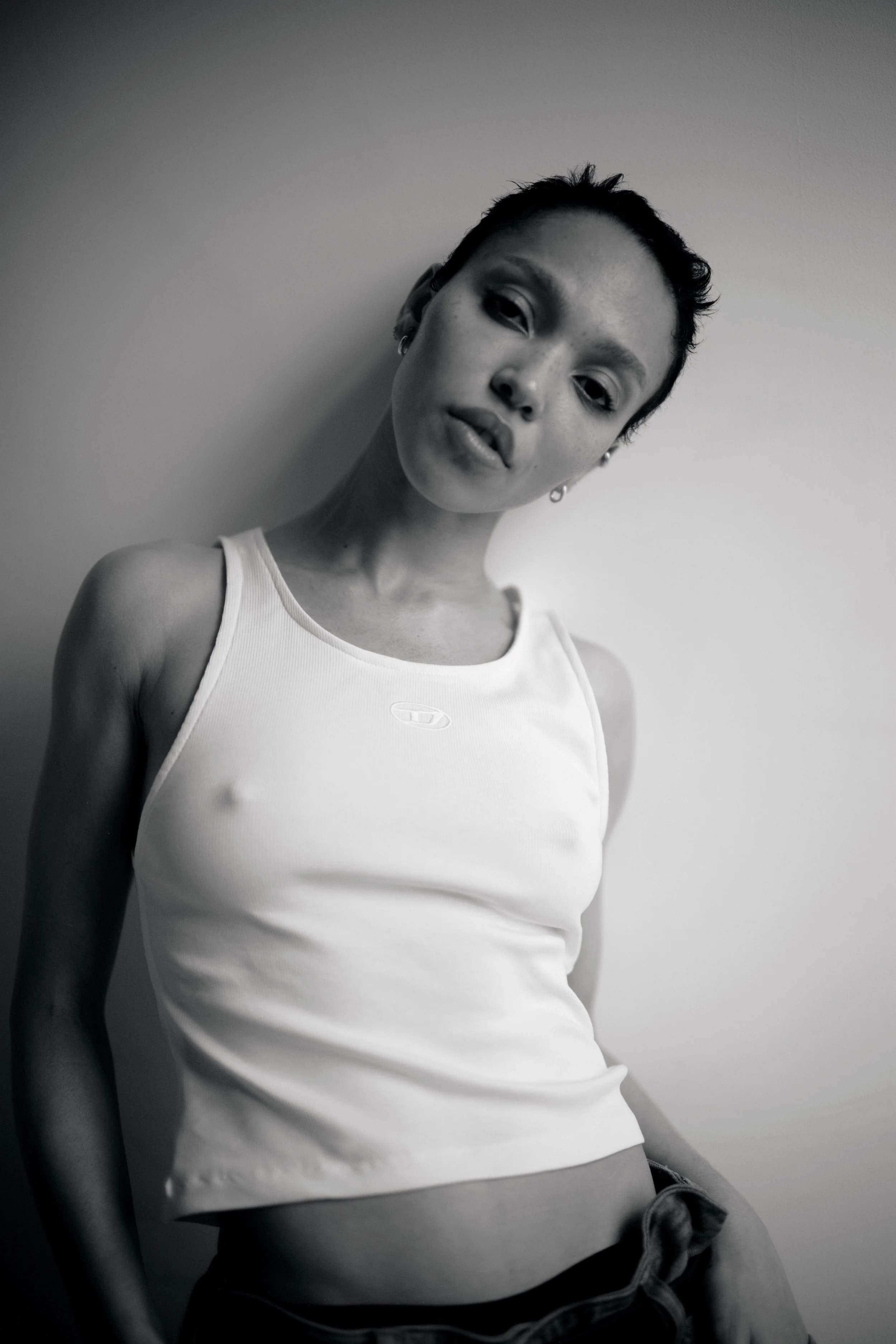 FKA Twigs-by Ari Marcopoulos-1.jpg