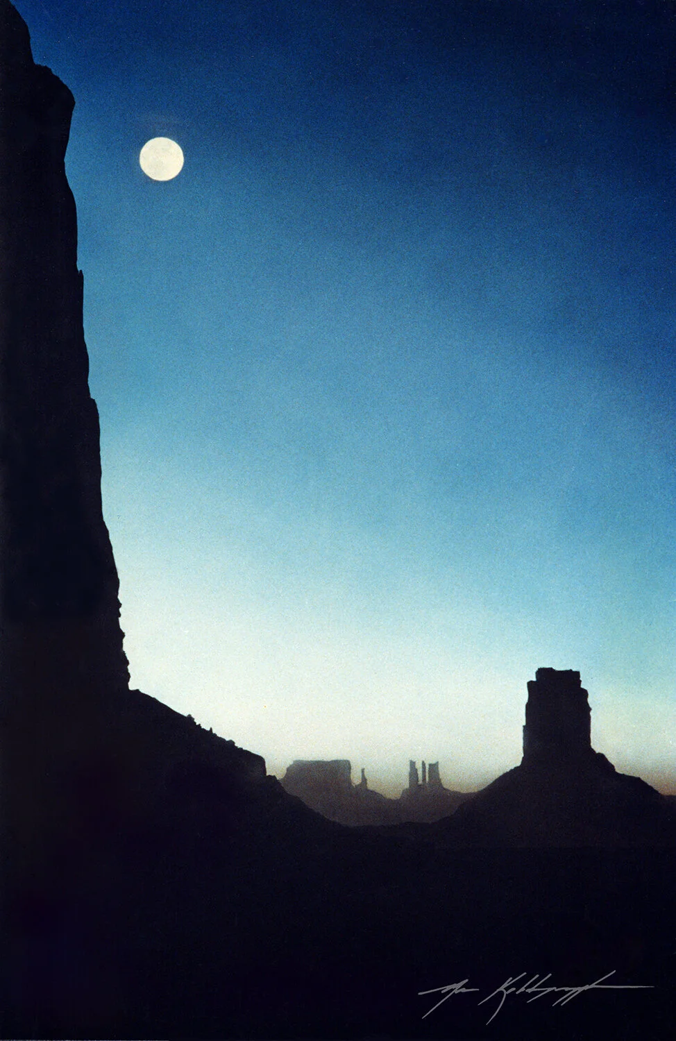 MonumentalMoon_r_sig.jpg