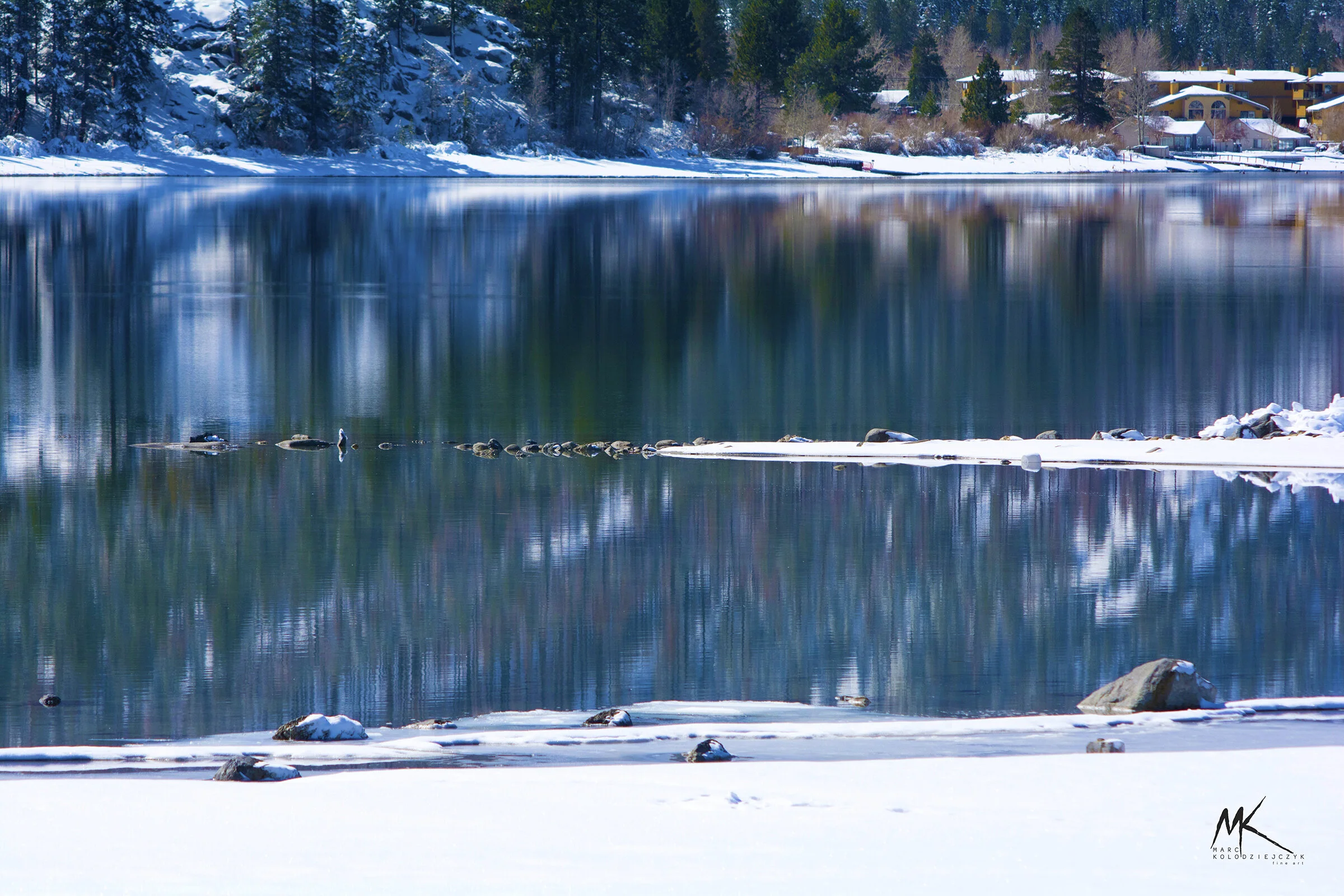 Blurred Reflections_r.jpg