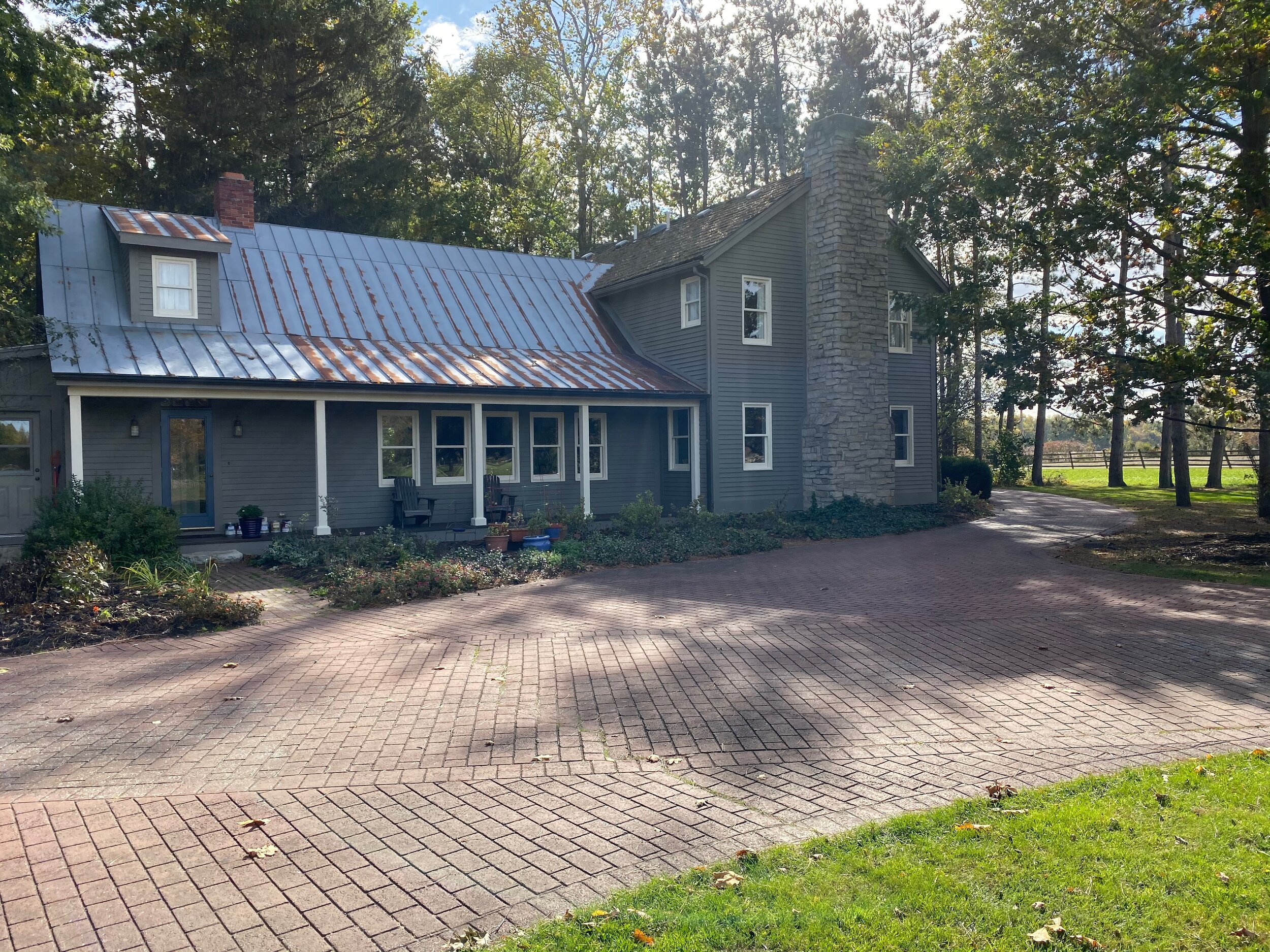 Wood windows, siding and trim painting. Monclova, OH