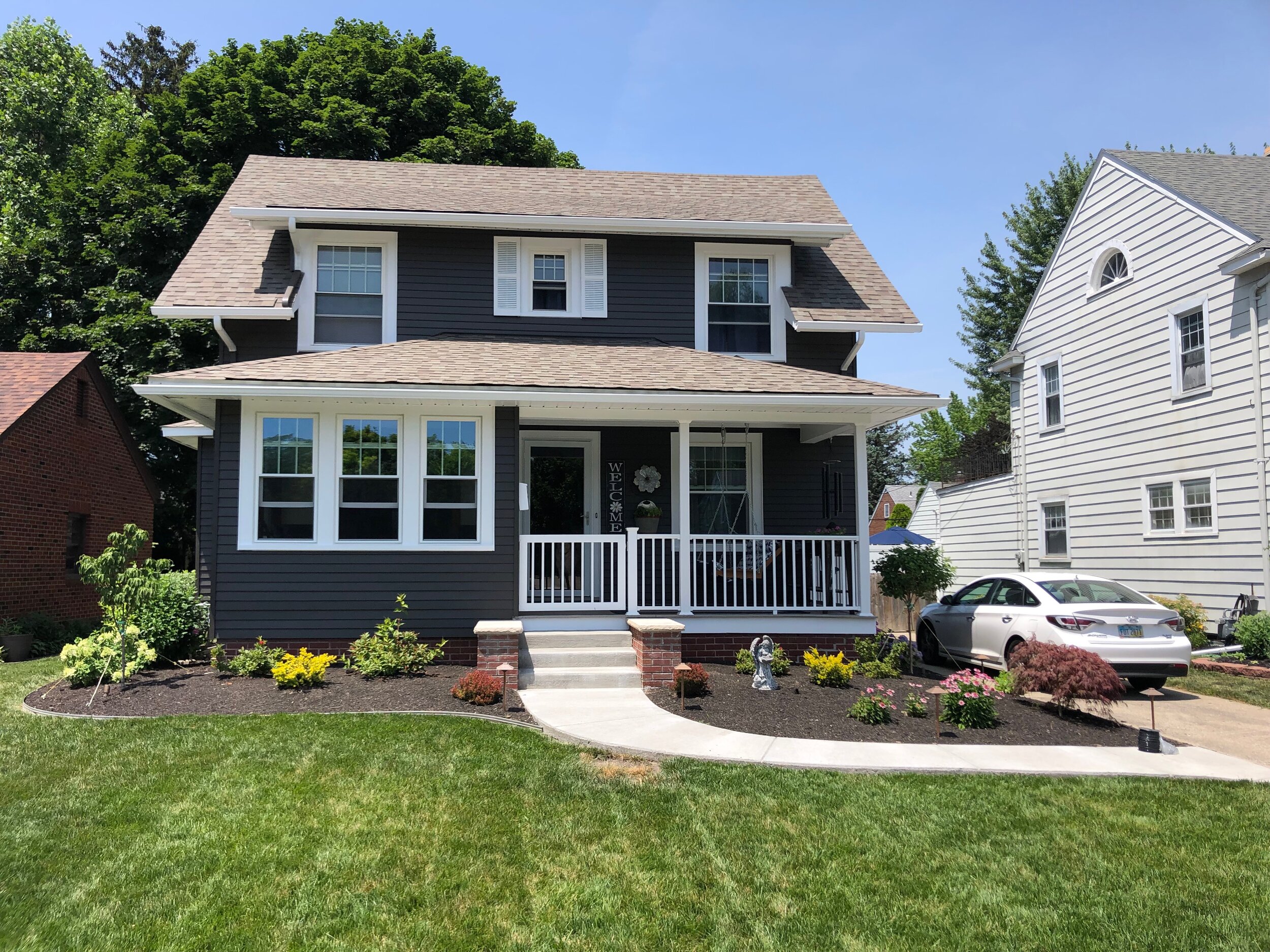 Aluminum siding and trim painting. Toledo, OH