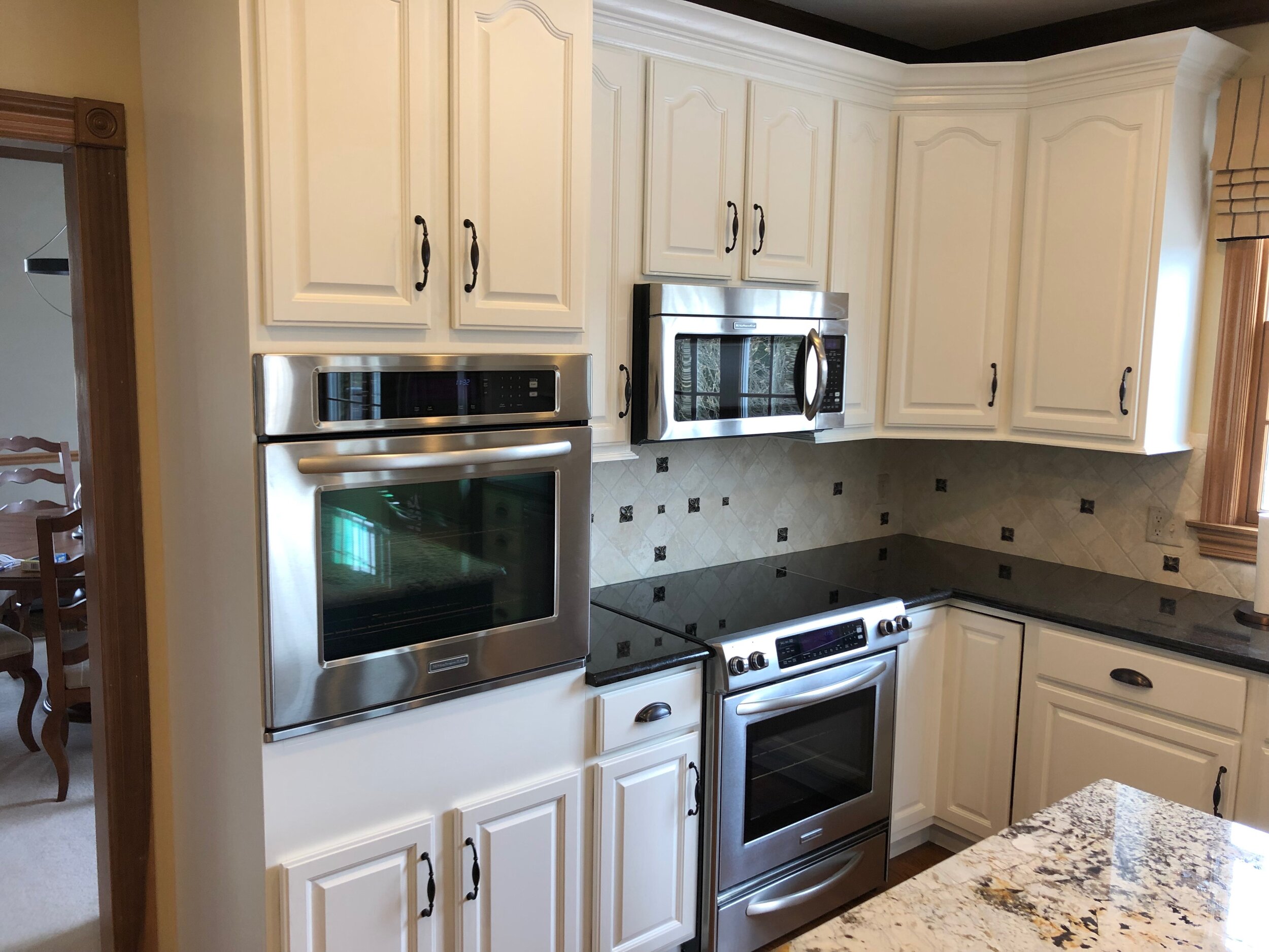 Kitchen cabinet painting. Perrysburg, OH