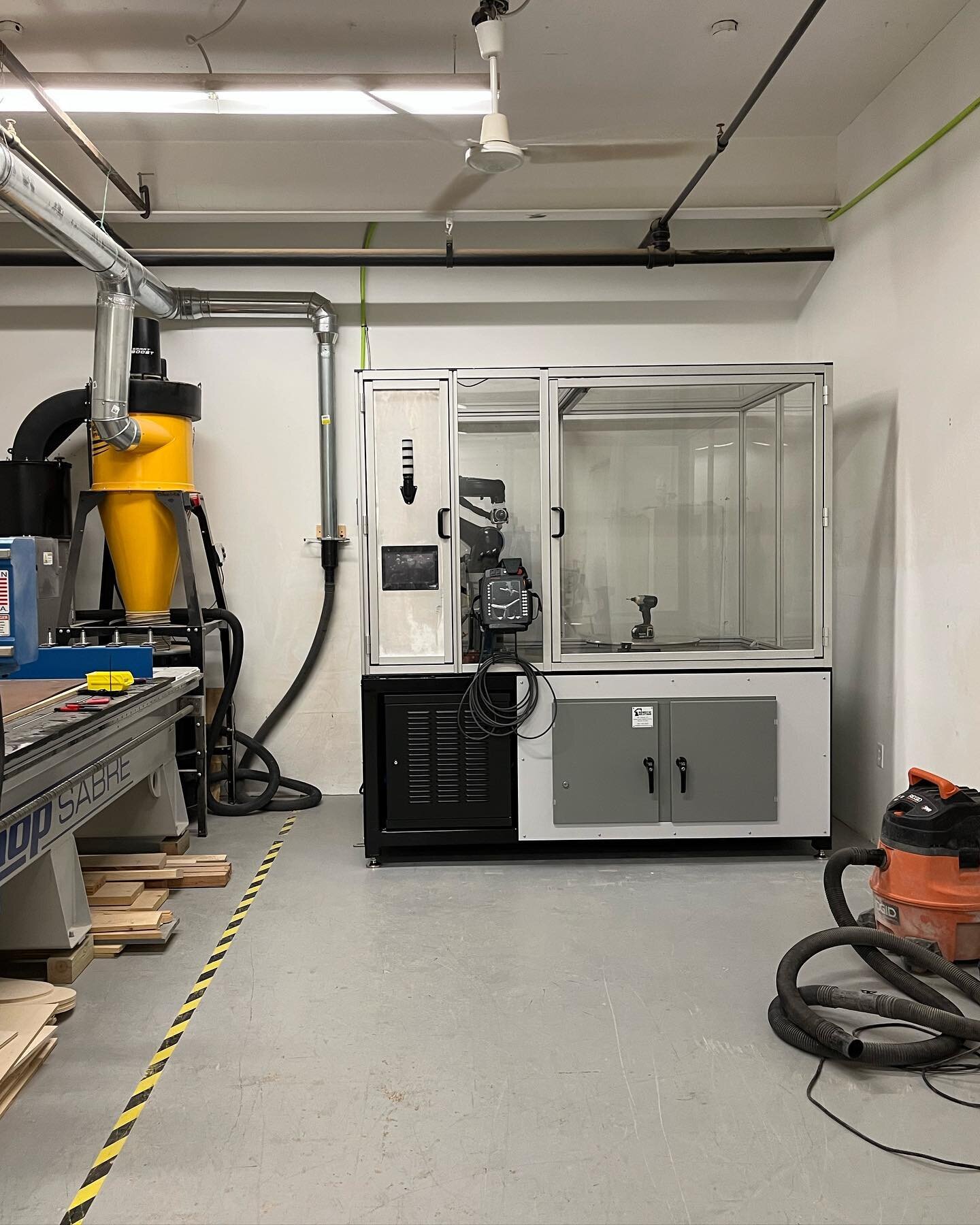 Our new @roboticsolutionsinc multi axis robot is here!  This opens up a whole new world of 3d milling possibilities that we are excited to offer our clients.