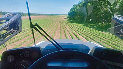 Consumers increasingly want to know where their food comes from and how it is grown – Canadian farmers are responding, often establishing a direct connection with the help of new technology. 