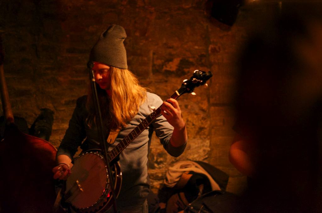 Nate-Allen-performs-with-The-Fine-Machines-2013-Winter-NYC-0685.jpg
