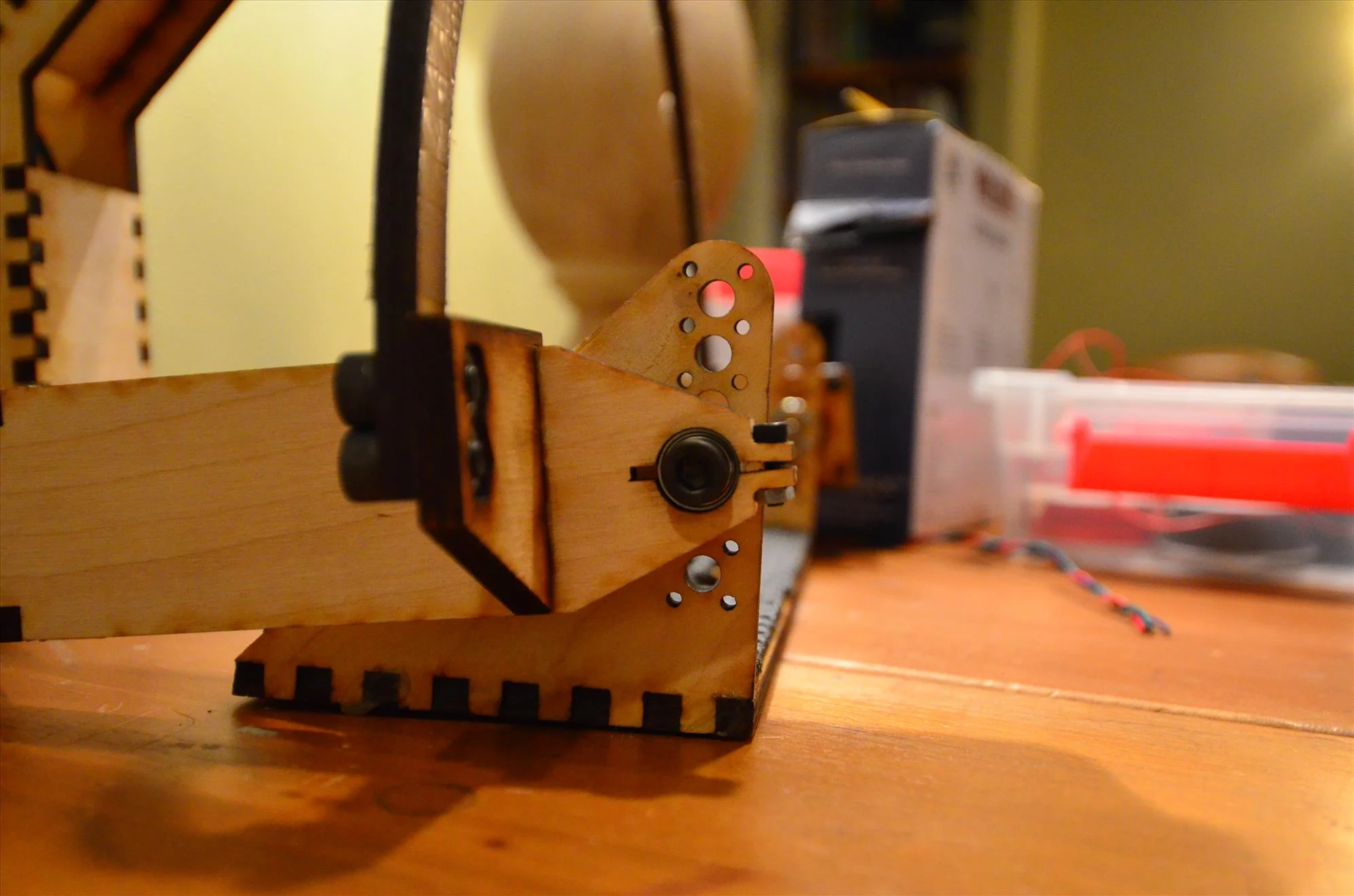Bearing and hoop mount