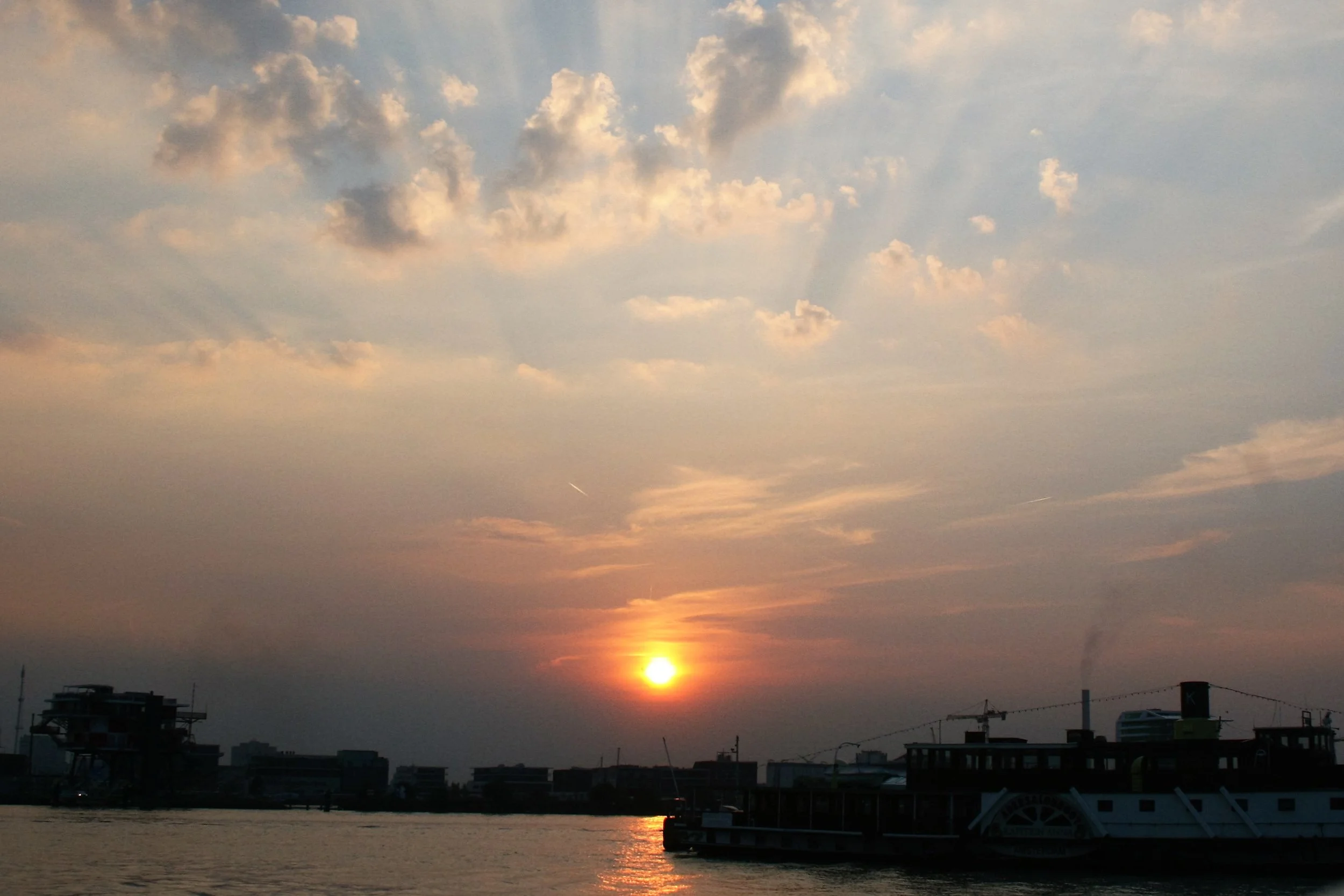 AMSTERDAM WAS PRETTY AFFORDABLE, THIS IS WHAT WE SPENT