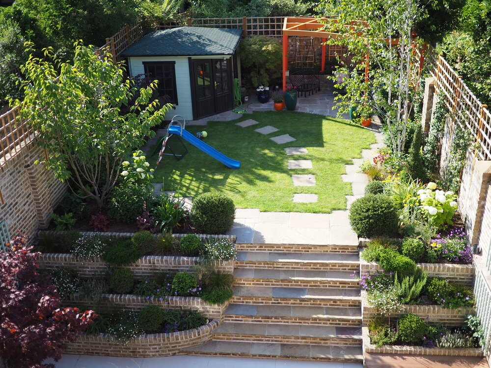 reclaimed_yorkstone_garden_design_london.jpg