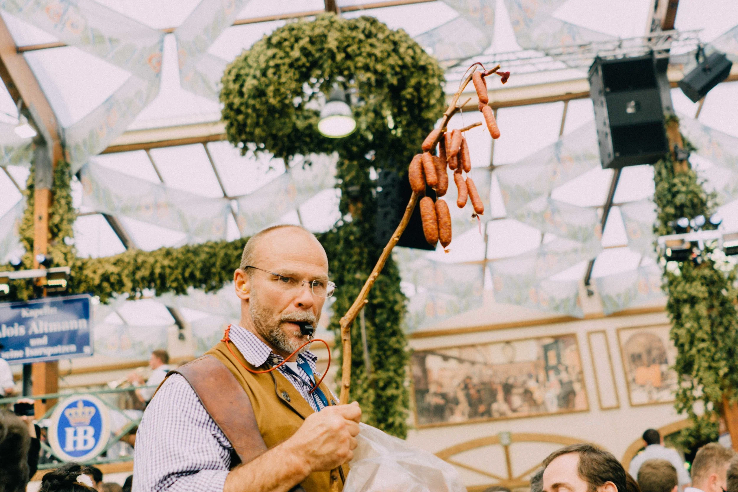 OKTOBERFEST_WEB-4.jpg