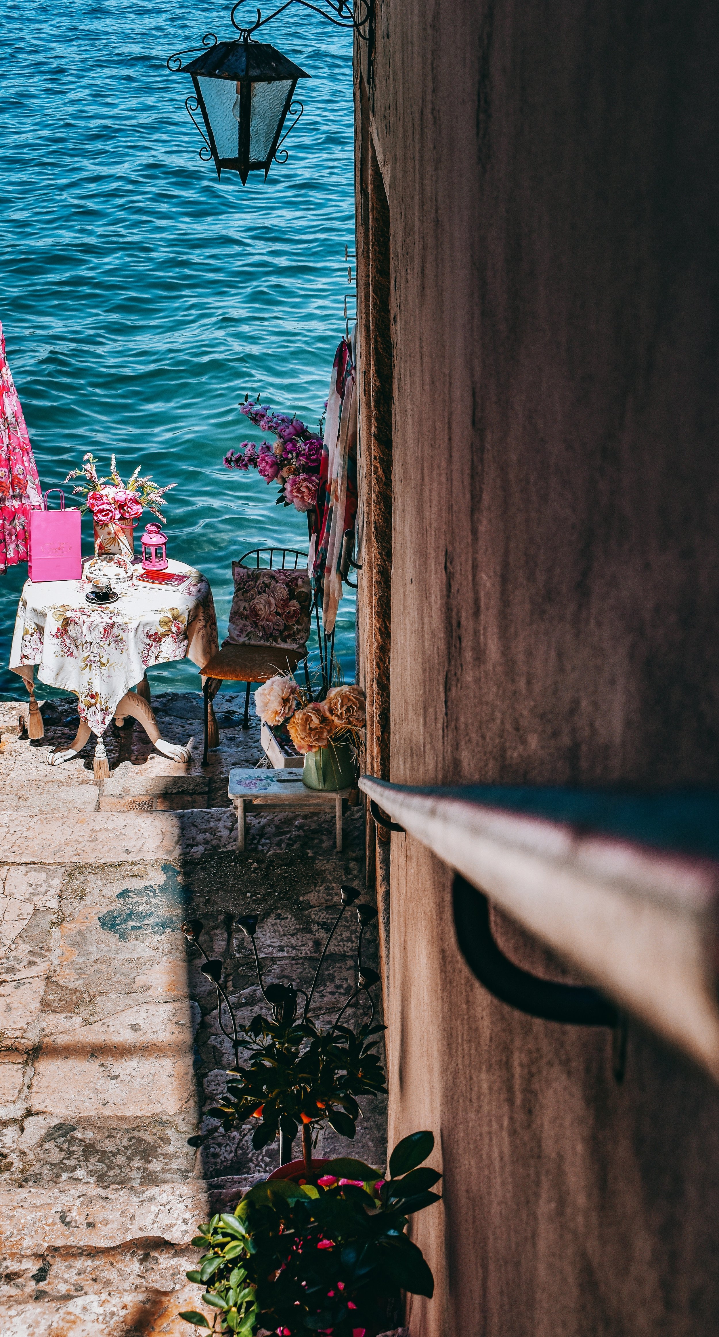 buco-balkanessi-738016-unsplash.jpg