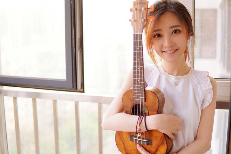 The leading KOL in China's live streaming platform Douyu, Feng Timo.