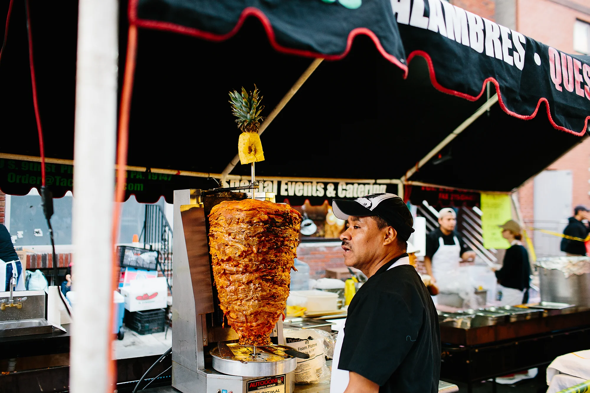 tednghiemphotonightmarket-5.jpg