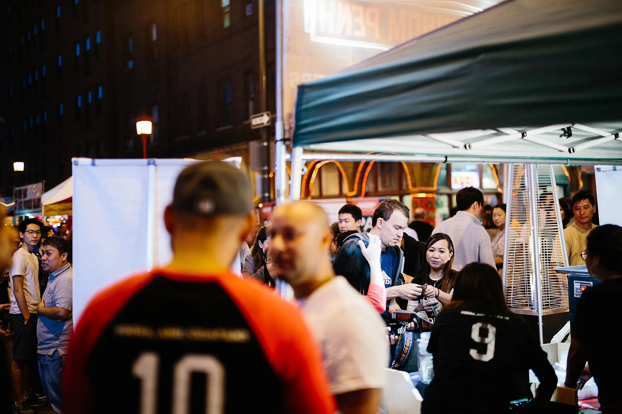 tednghiemphotonightmarket-41.jpg