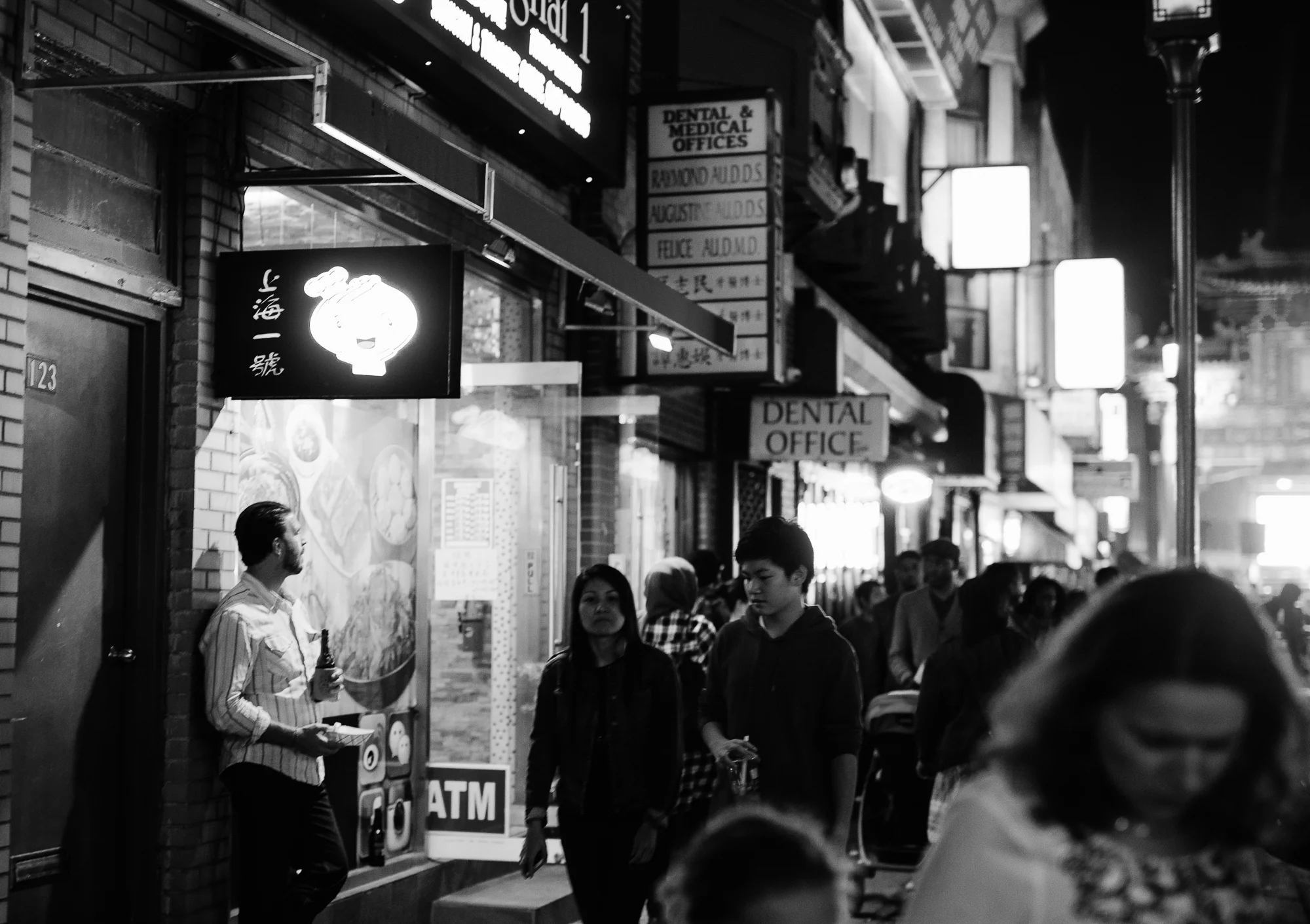 tednghiemphotonightmarket-75.jpg