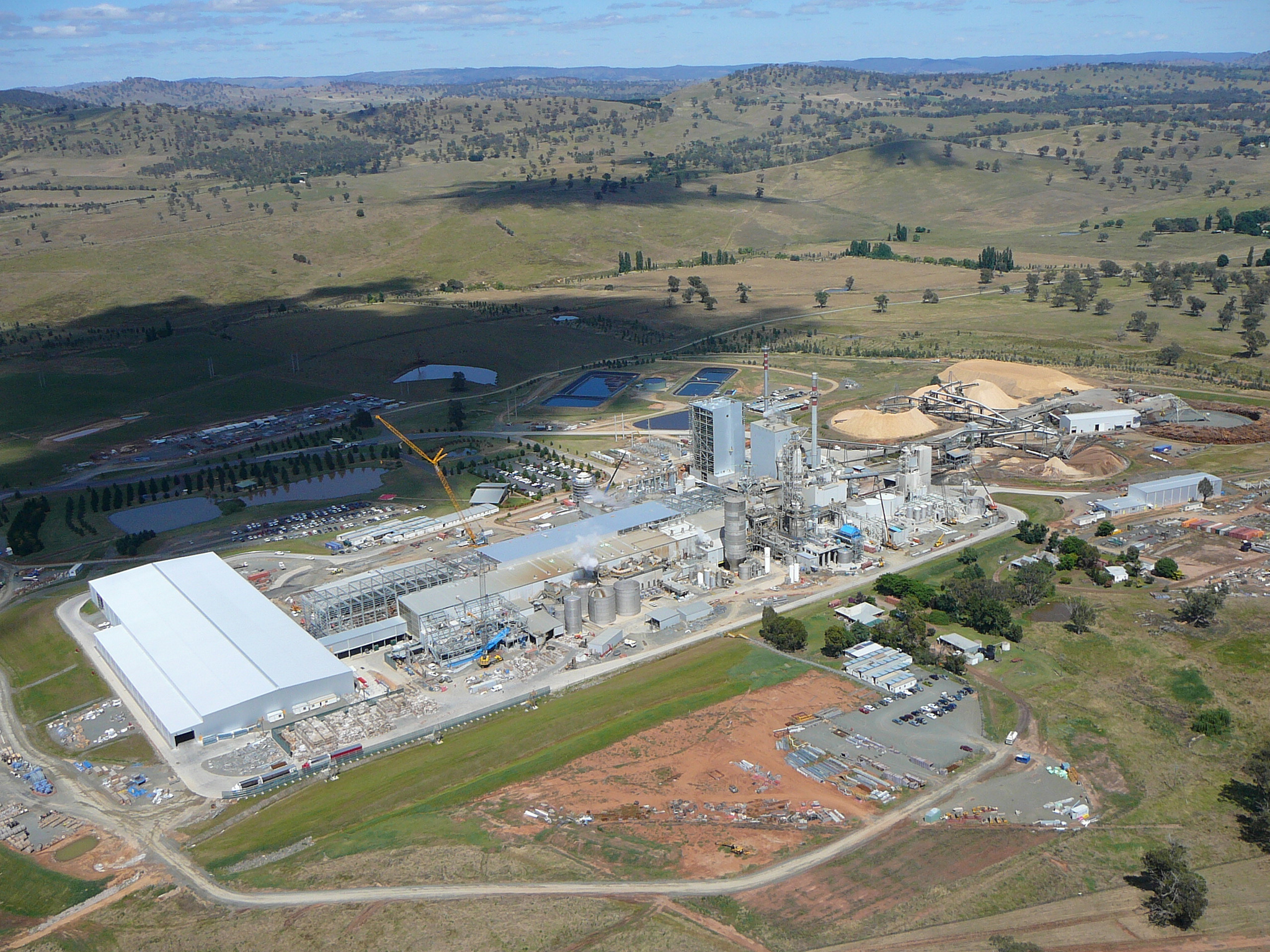 Aerial view of Visy's pulp and paper mill at Tumut