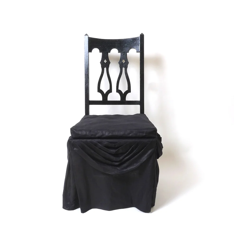 Widow Chair