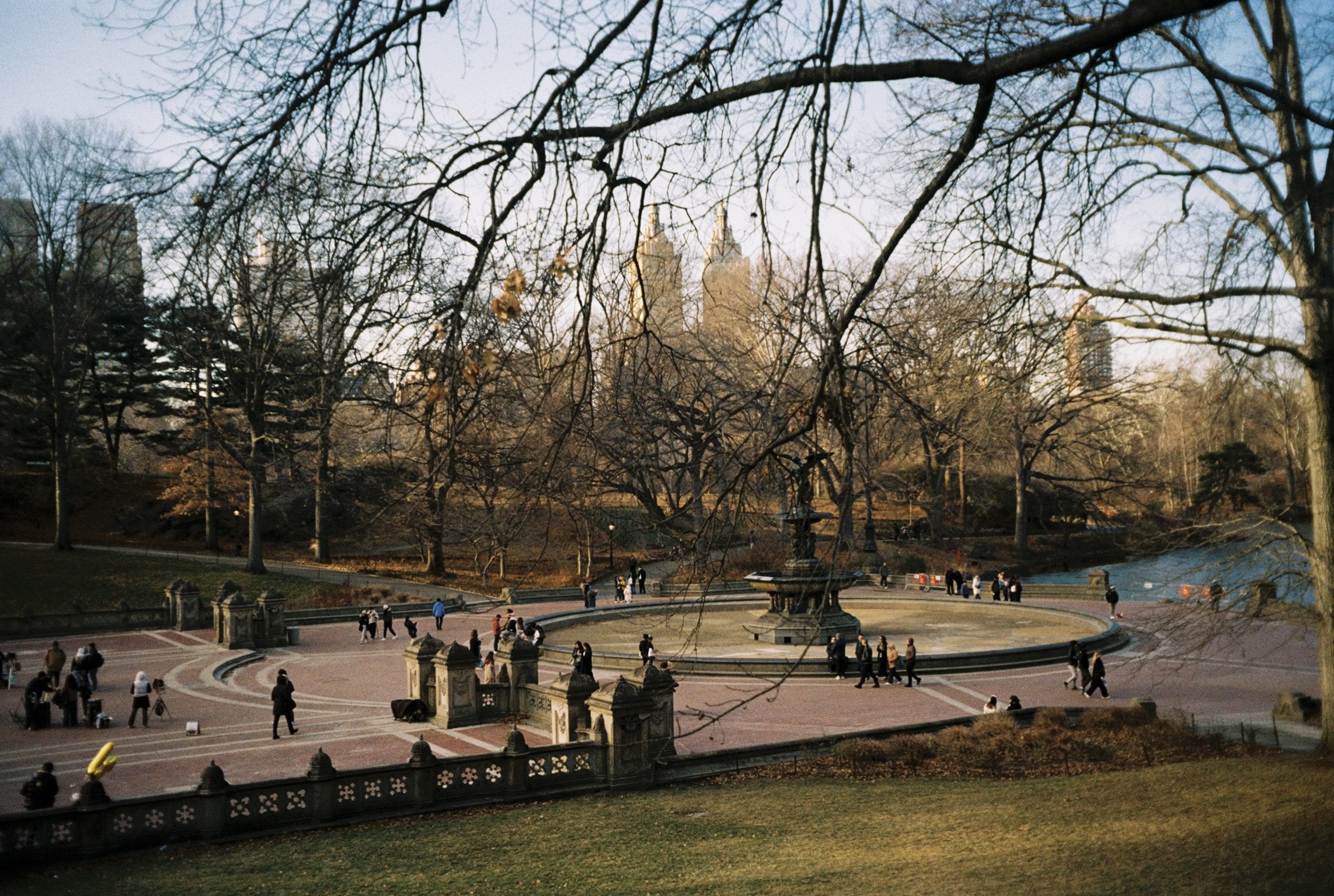 Roll1_135783NB207562-R1-E028.jpg