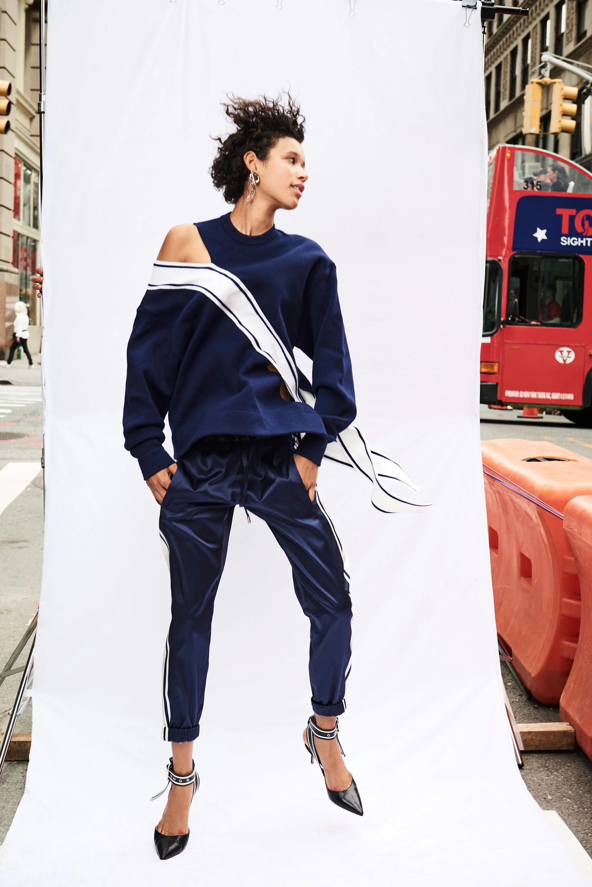MONSE_RESORT-2018-Look-20_LoRes-compressor.jpg