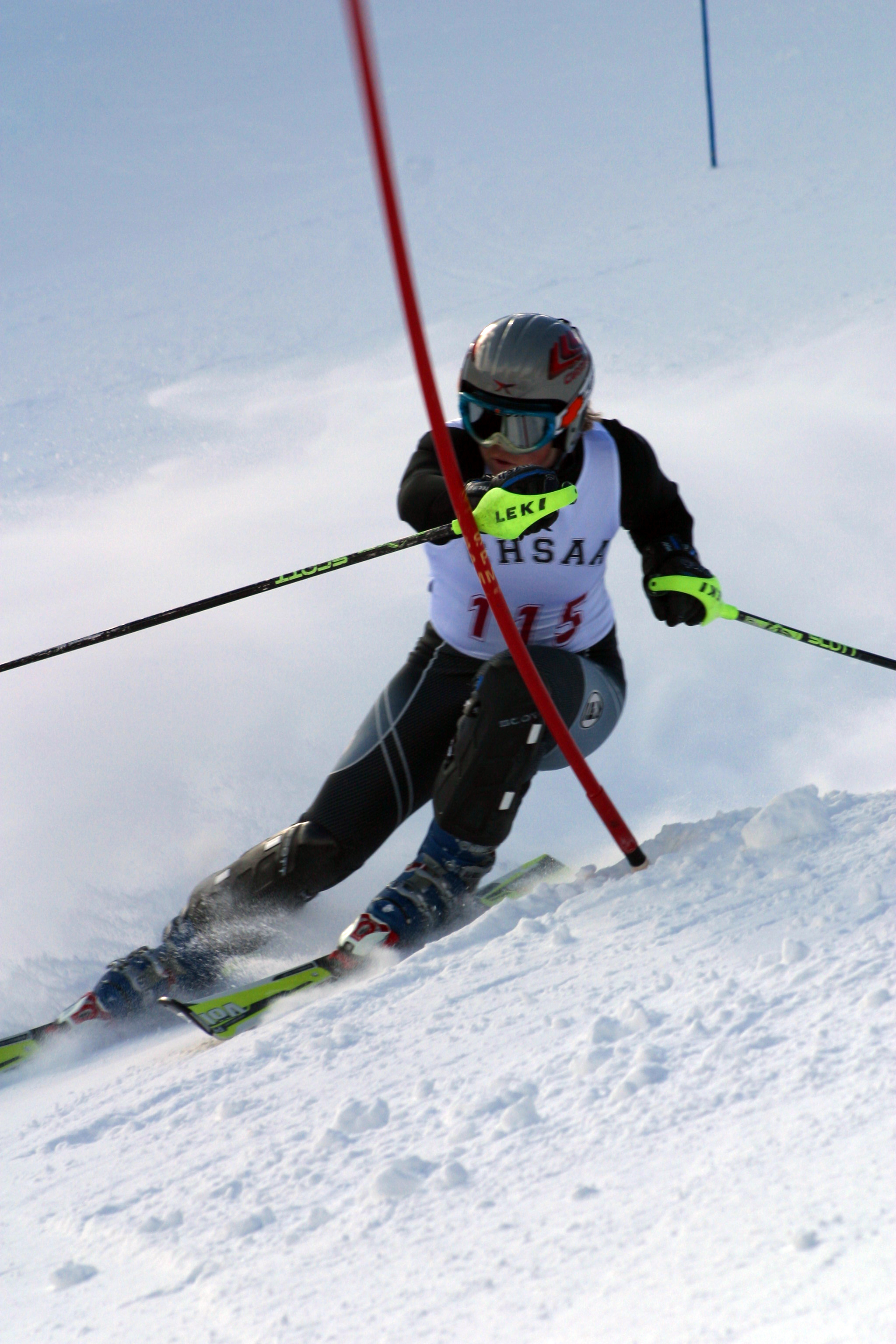 J Alpine Ski Am 21905 016.jpg