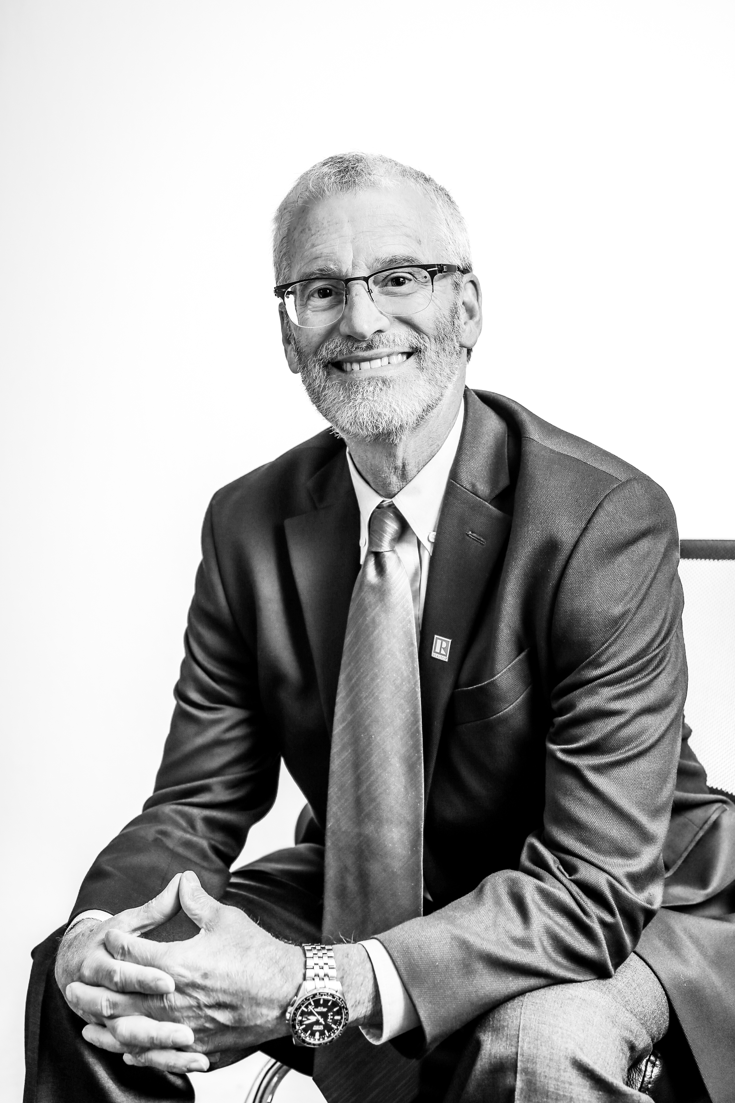 Rick Mangan Headshots (18 of 21).jpg