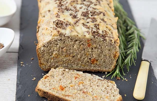sundriedtomatoherbandflaxbread.jpg
