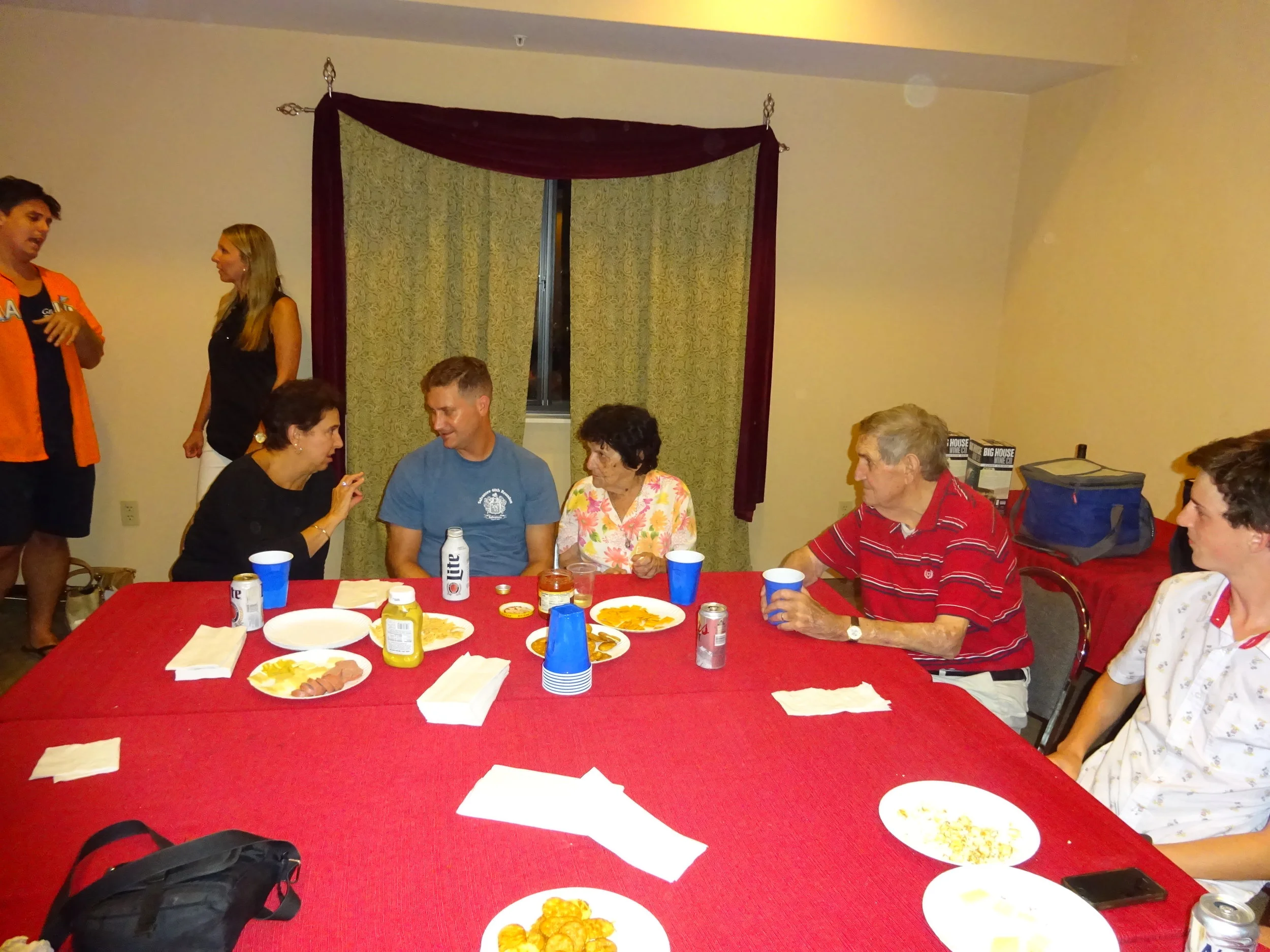 DSC00212.JPG