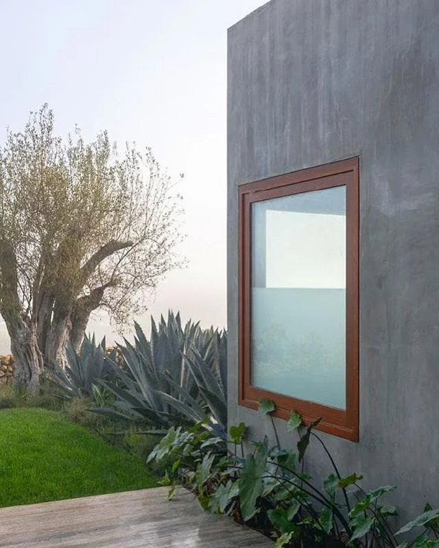 Photographed in Carpinteria for @elizabethvallino and currently featured on @vogueliving website. The home was a pleasure to photograph, made even better by a soft bank of marine layer that drifted in and out through the morning.