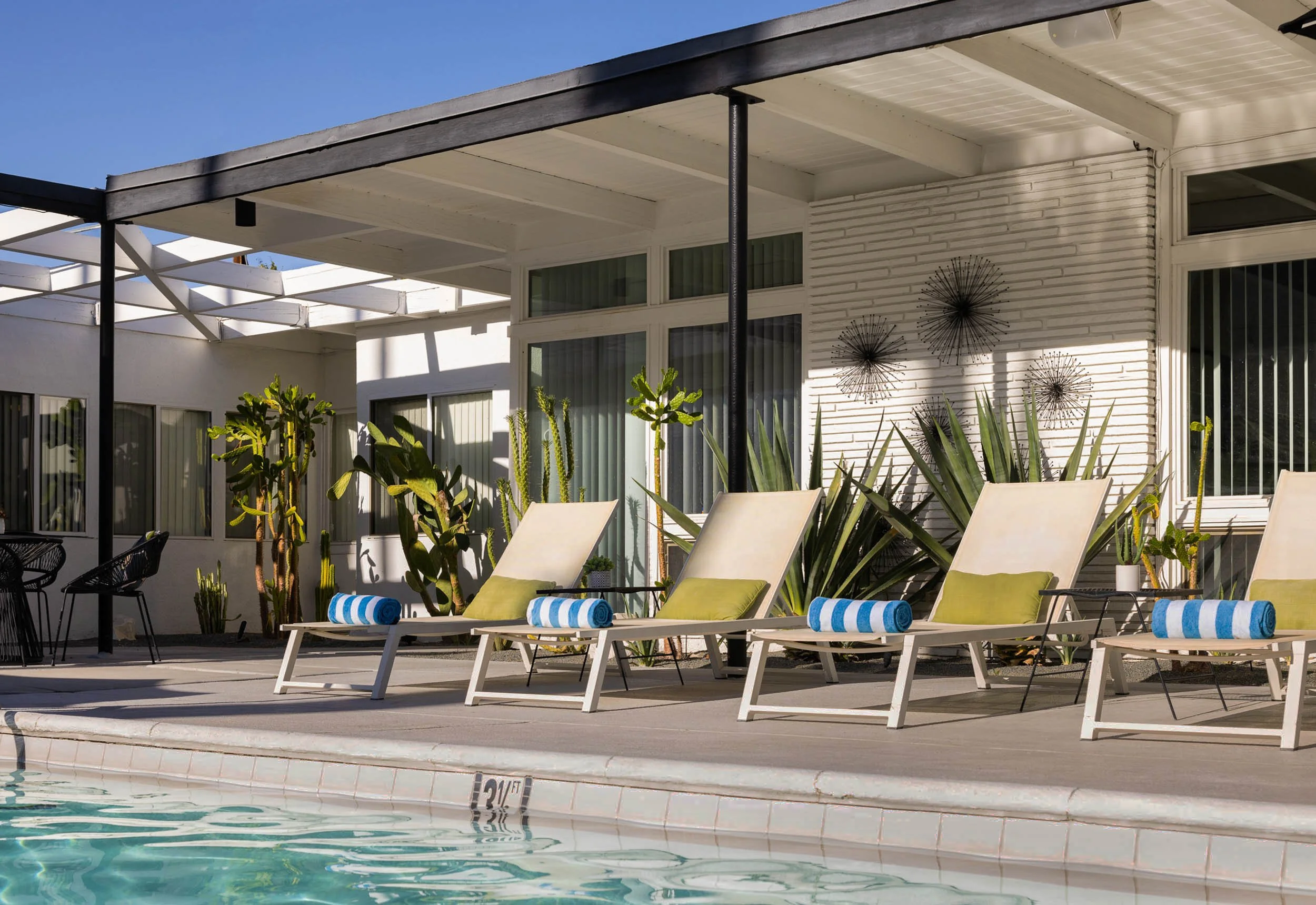 31mw_kw_350_pool1_v1_webres.jpg